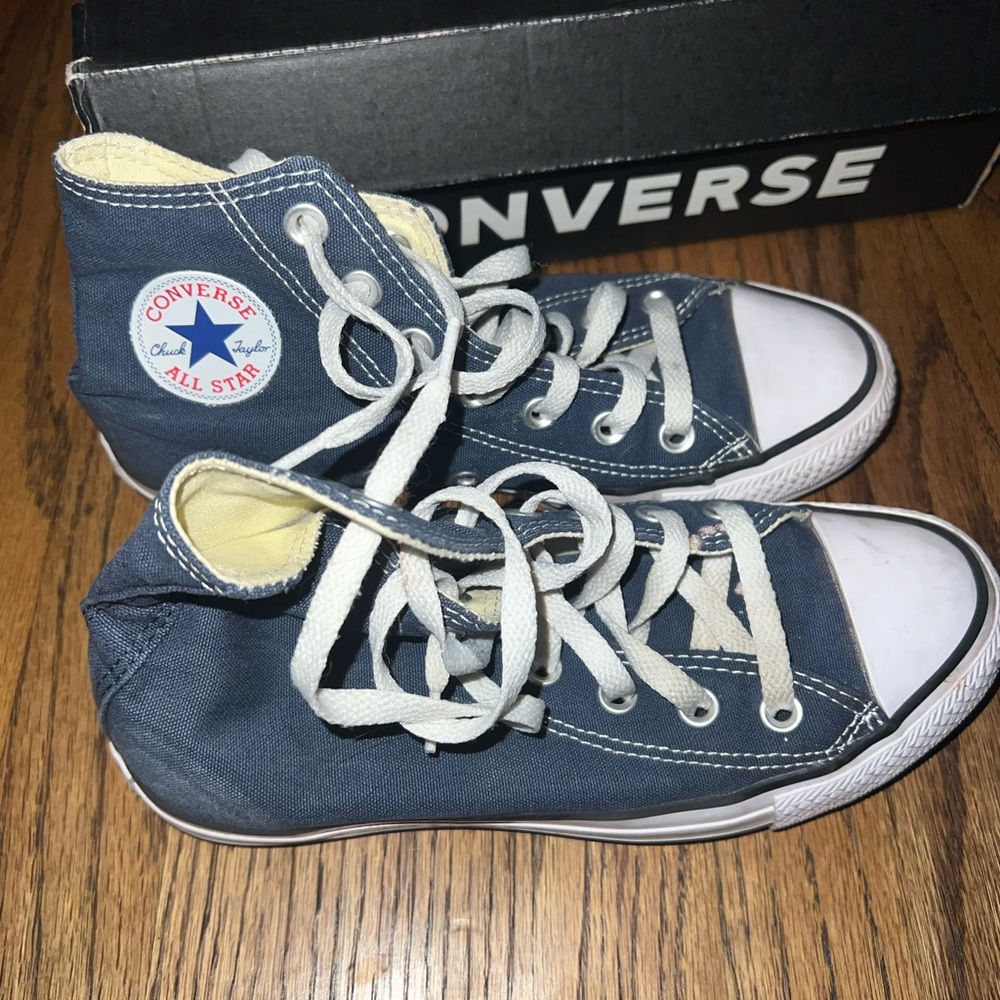 Blue converse